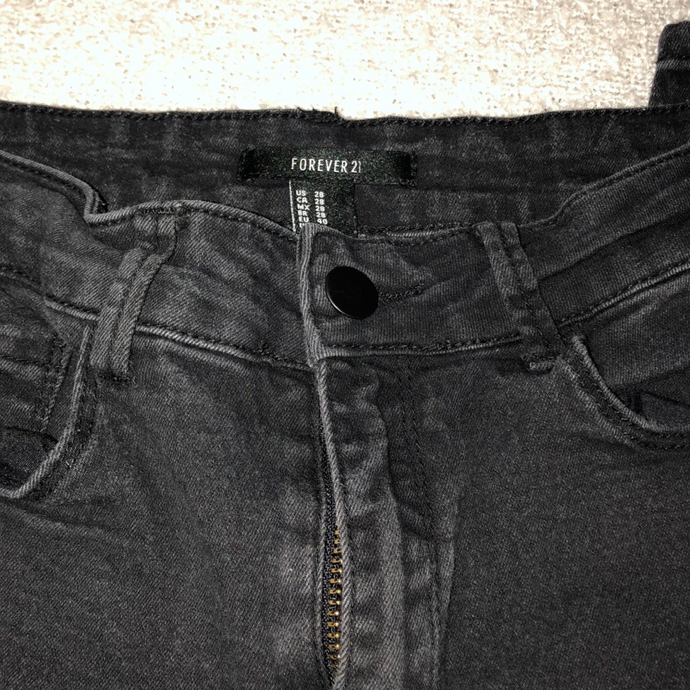 Jeans - Picture 2 of 2